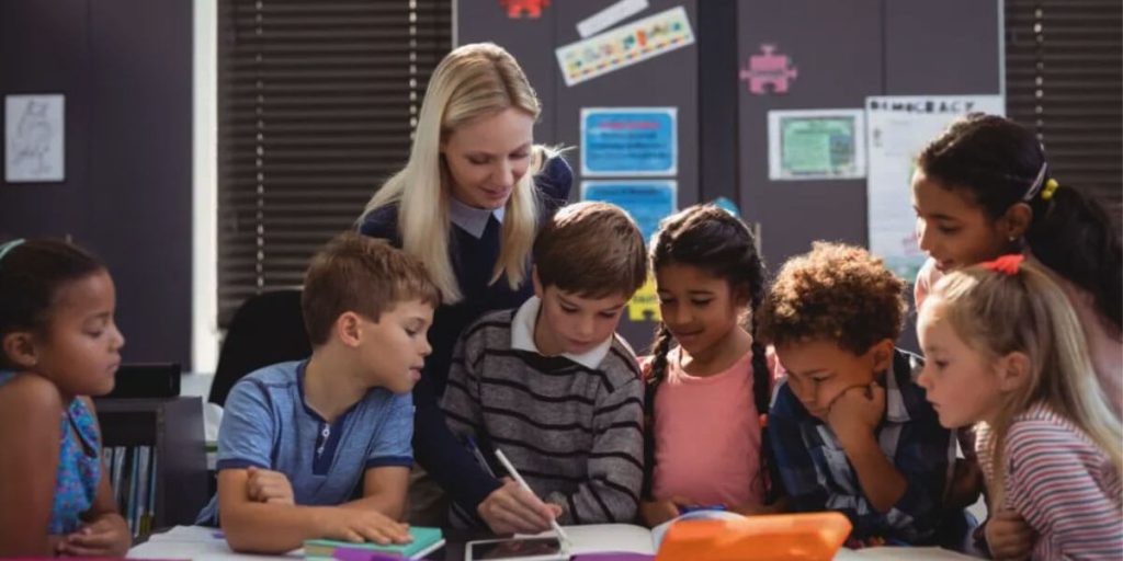 Promoting Diversity and Inclusion in American Schools 2 Fostering a Safe and Inclusive Environment